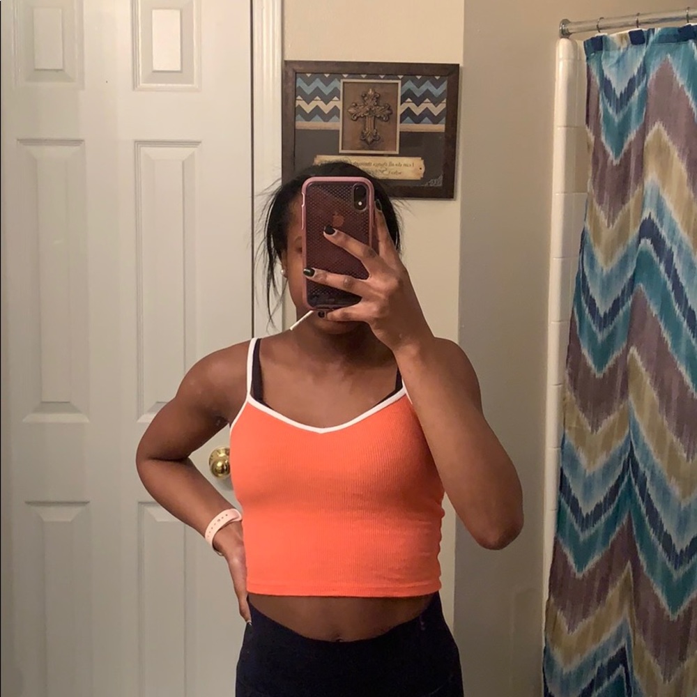 peach crop top